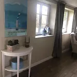 Family House Near With Garden Vila Sarup